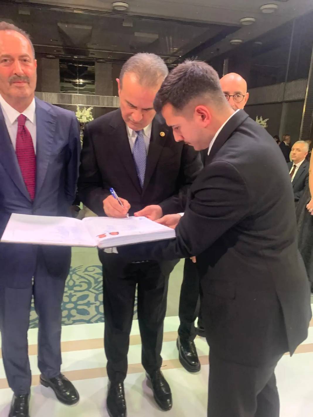 Antalya Valisi Hulusi Şahin’in kızı Melike Şahin evlendi 5